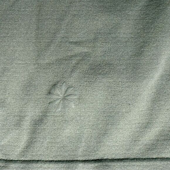 ATHLETA Foothill Seamless Laser Cut Short Sleeve Tee Sz S - Picture 5 of 8